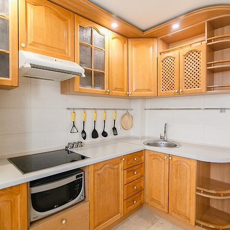 Vip Apartment Ob Gorkogo Square Суми Екстериор снимка